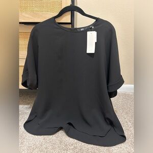 Uniqlo Black Shirt